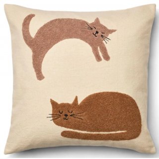 Belton Pillow Cat / Apple Blossom Mix