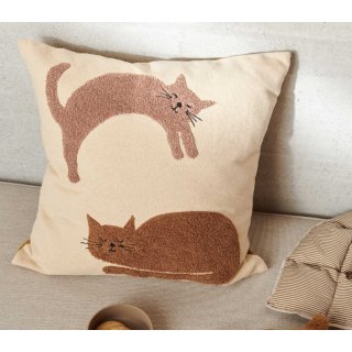 Belton Pillow Cat / Apple Blossom Mix